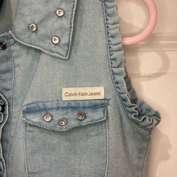 Calvin Klein sleeveless jean dress girl size 4. - Picture 4 of 6